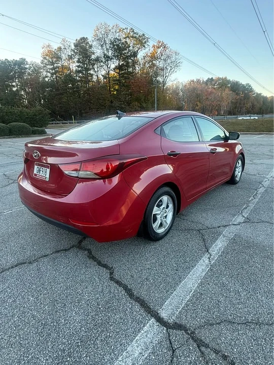 2015 Hyundai Elantra - Image 6 of 13