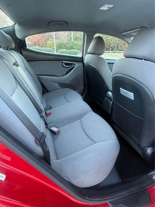 2015 Hyundai Elantra - Image 8 of 13