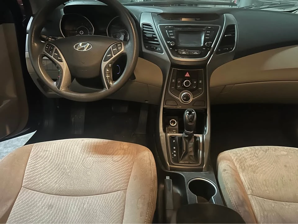 2015 Hyundai Elantra - Image 6 of 10
