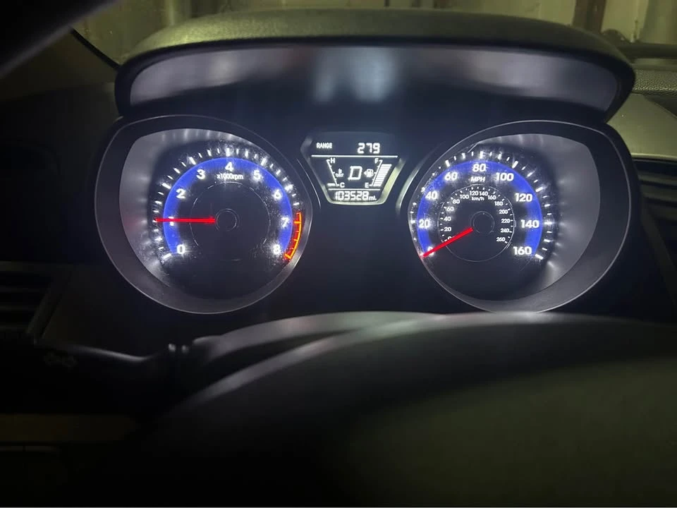 2015 Hyundai Elantra - Image 7 of 10