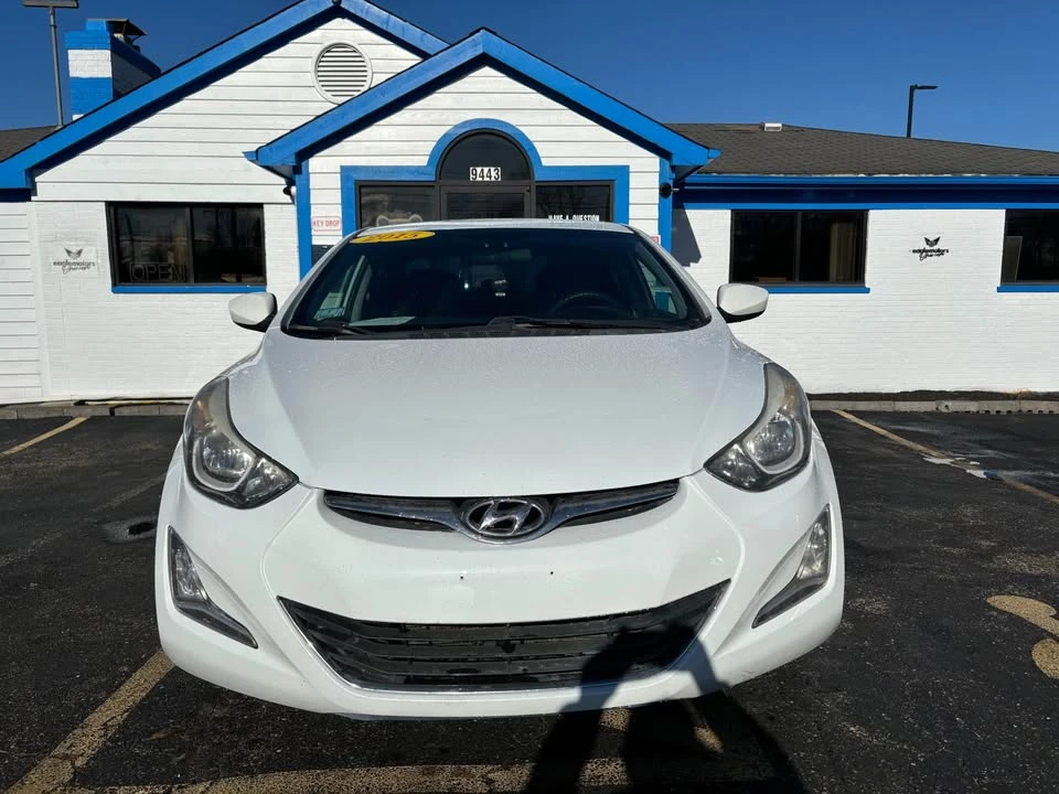 2015 Hyundai Elantra - Image 2 of 10