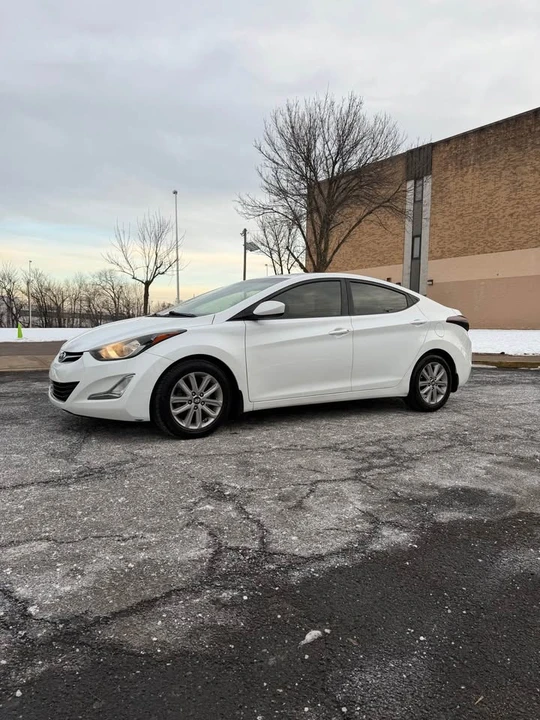 2015 Hyundai Elantra - Image 12 of 14