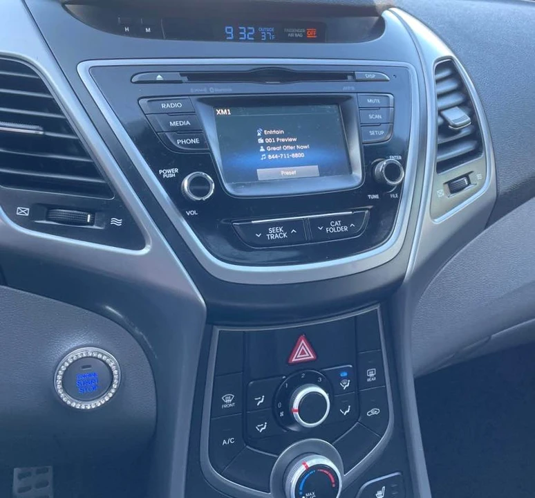 2015 Hyundai Elantra - Image 11 of 14