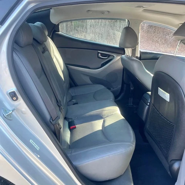 2015 Hyundai Elantra - Image 10 of 14