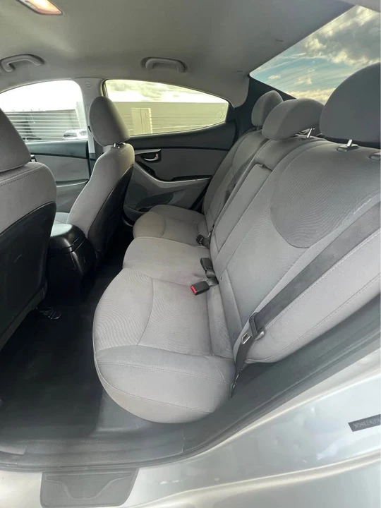 2015 Hyundai Elantra - Image 9 of 11
