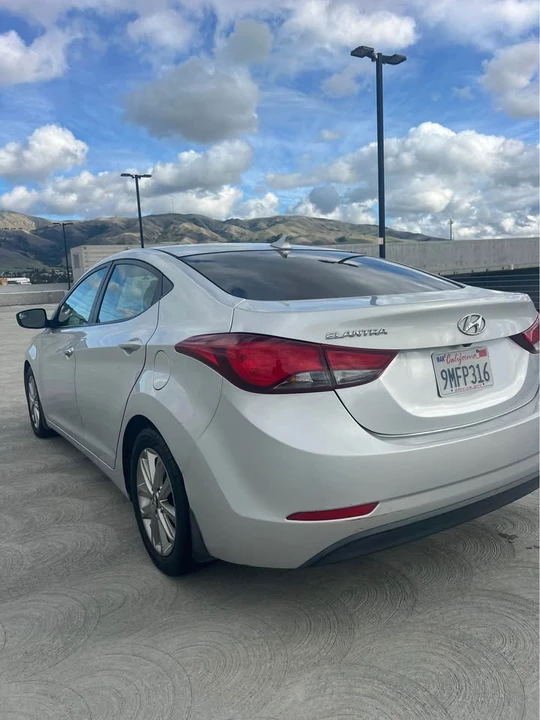 2015 Hyundai Elantra - Image 6 of 11