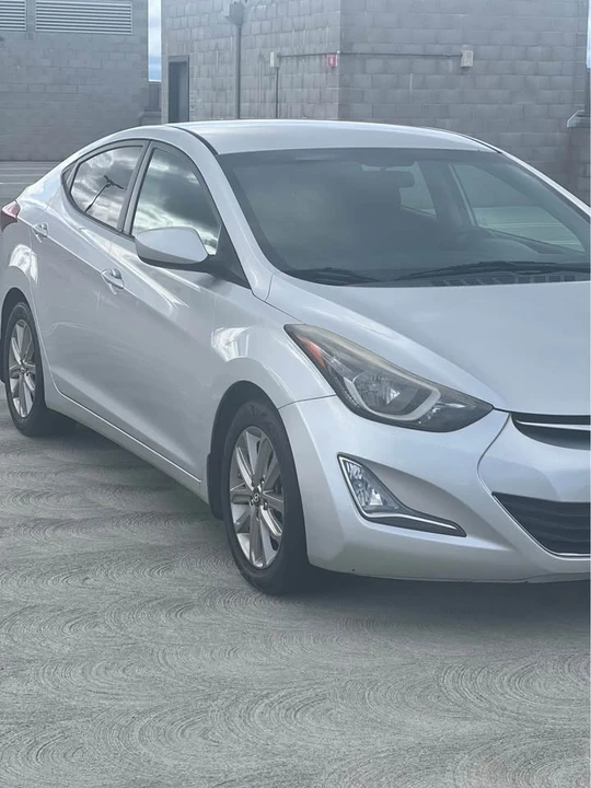 2015 Hyundai Elantra - Image 3 of 11