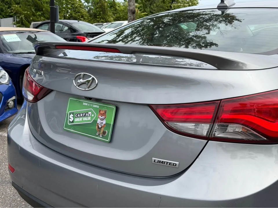 2015 Hyundai Elantra - Image 16 of 20