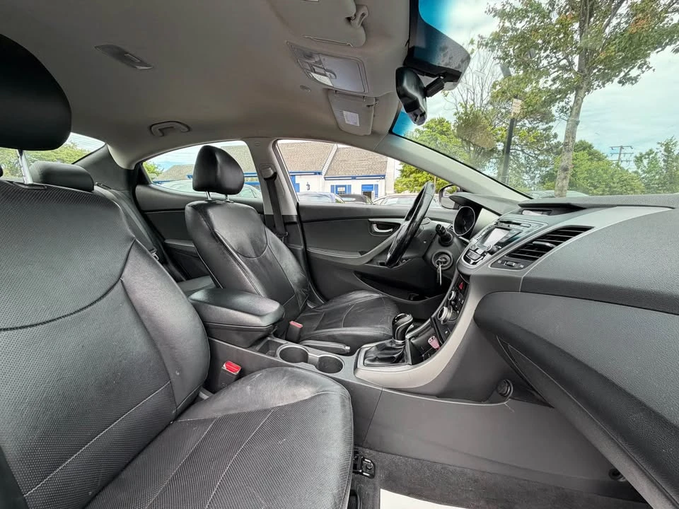 2015 Hyundai Elantra - Image 15 of 20