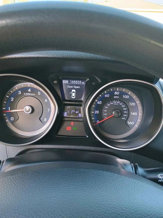 2015 Hyundai Elantra - Image 9 of 9