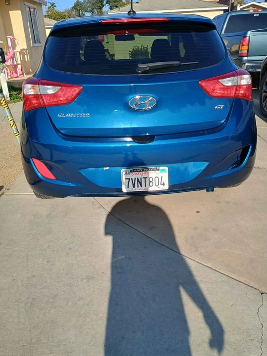 2015 Hyundai Elantra - Image 3 of 9