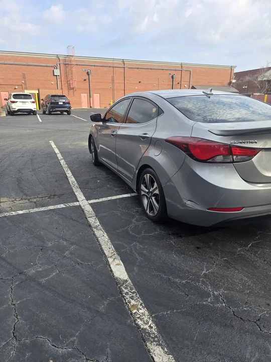 2015 Hyundai Elantra - Image 9 of 11