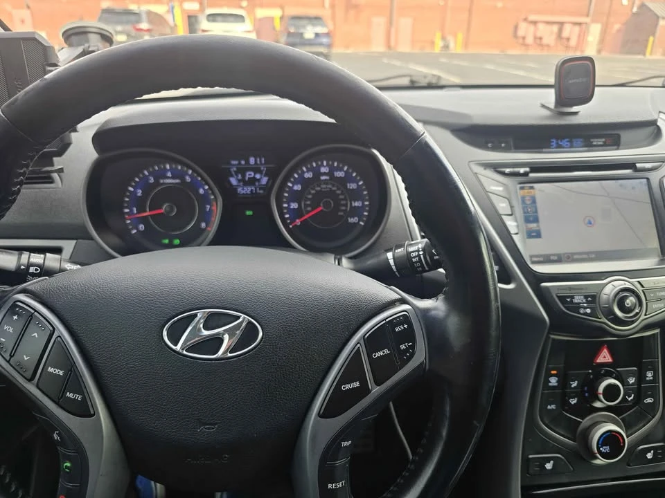 2015 Hyundai Elantra - Image 5 of 11