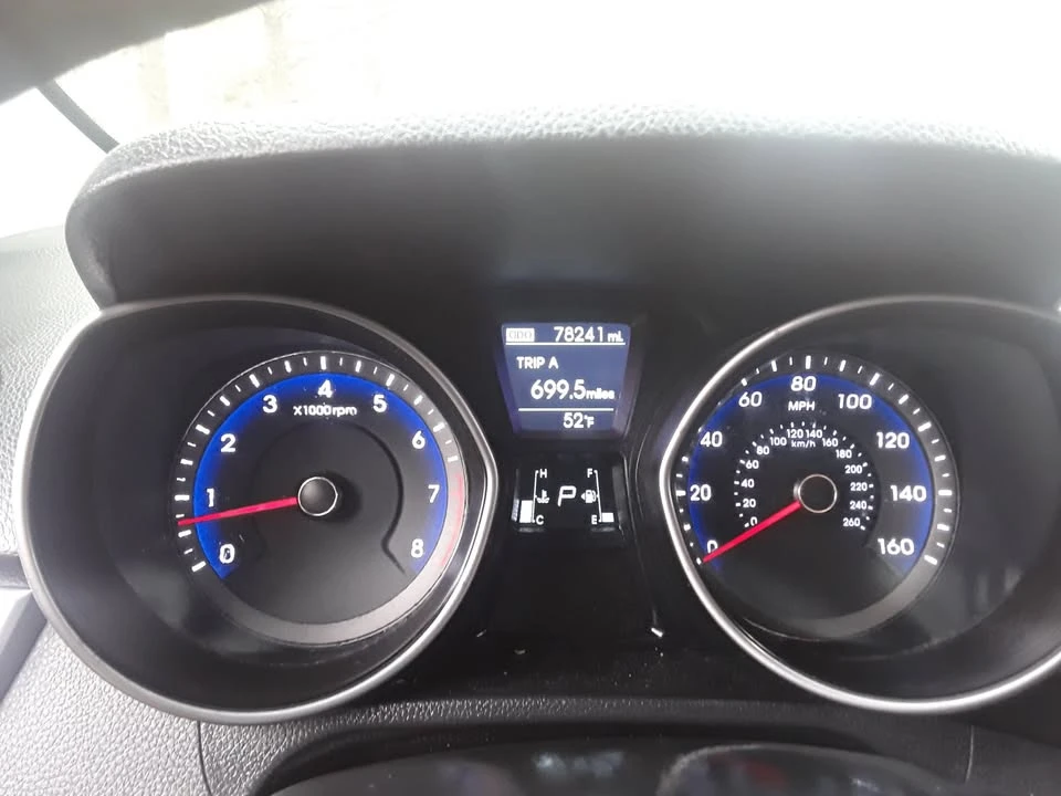 2015 Hyundai Elantra - Image 15 of 17