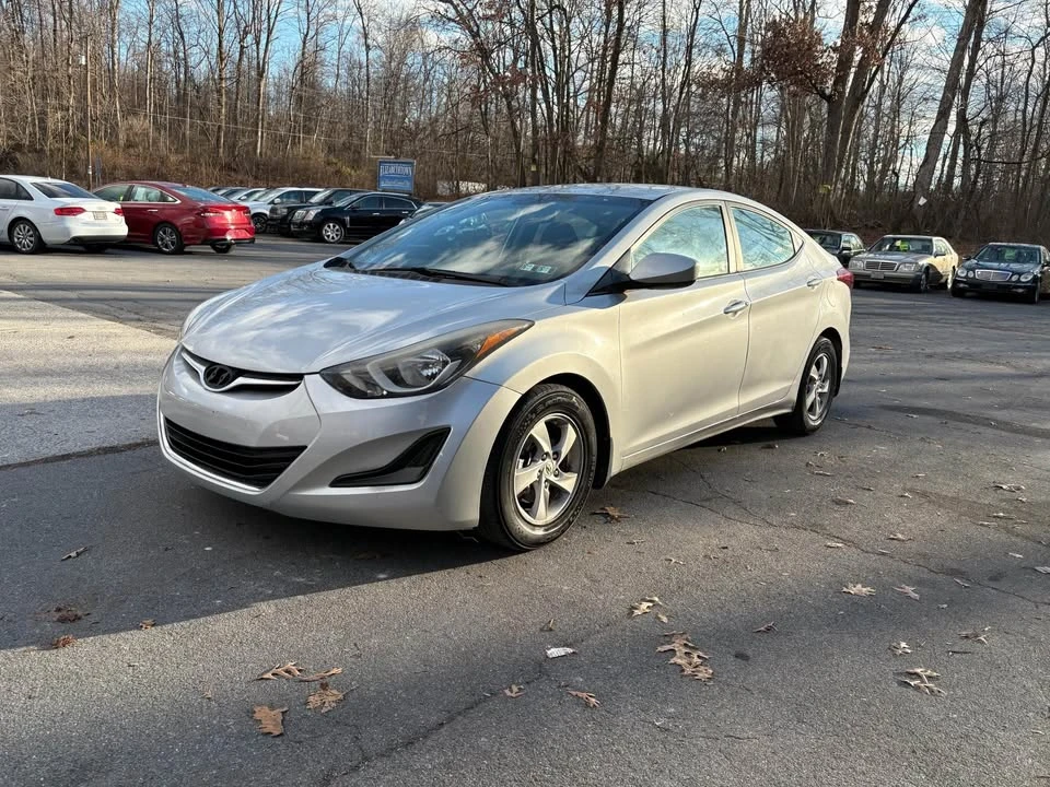 2015 Hyundai Elantra - Image 2 of 12