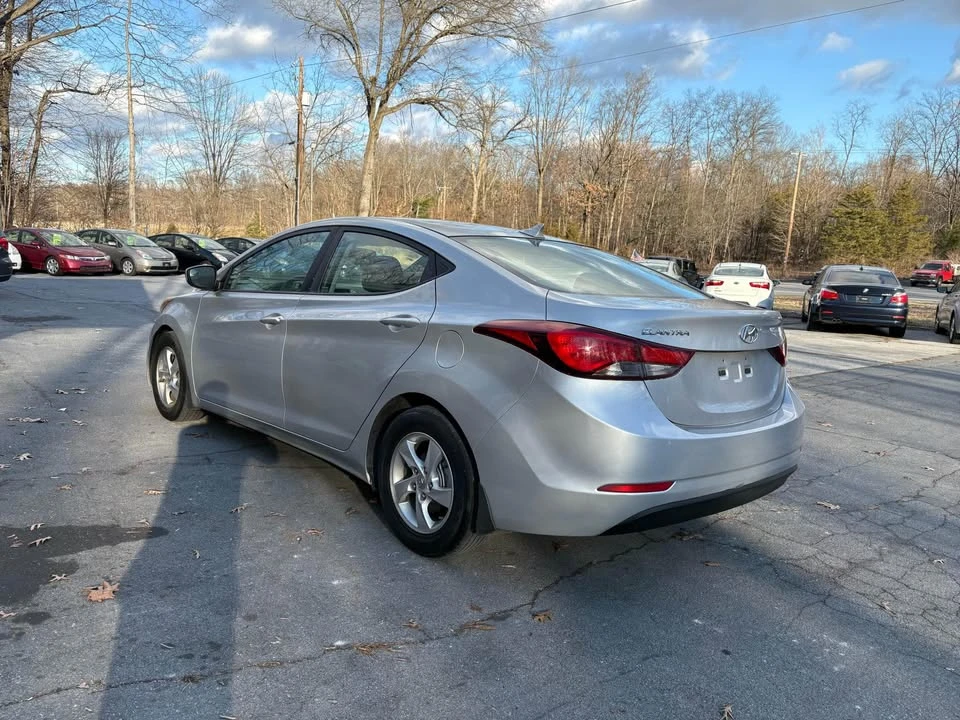 2015 Hyundai Elantra - Image 3 of 12