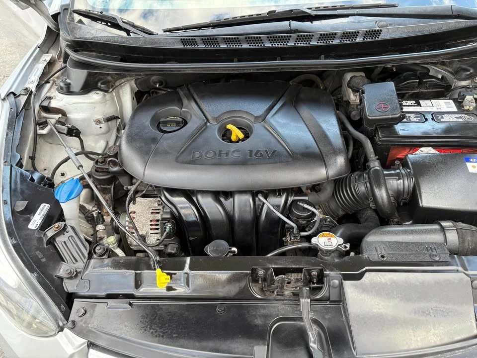 2015 Hyundai Elantra - Image 12 of 12