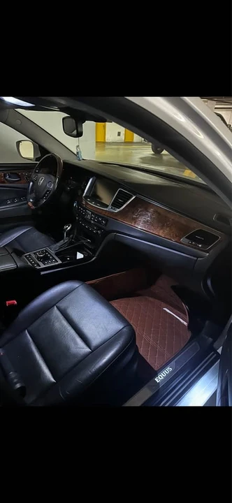 2015 Hyundai Equus - Image 5 of 10