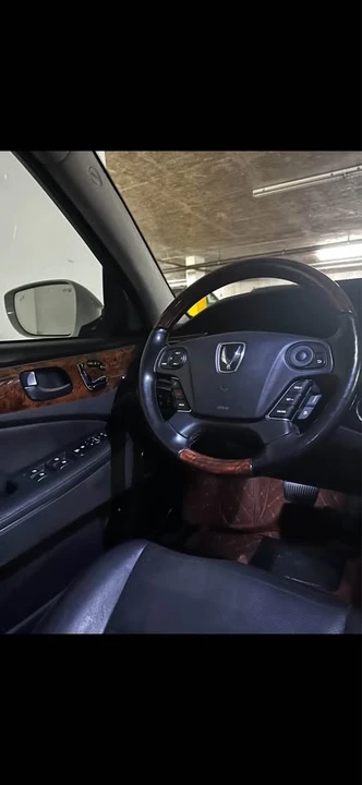 2015 Hyundai Equus - Image 9 of 10