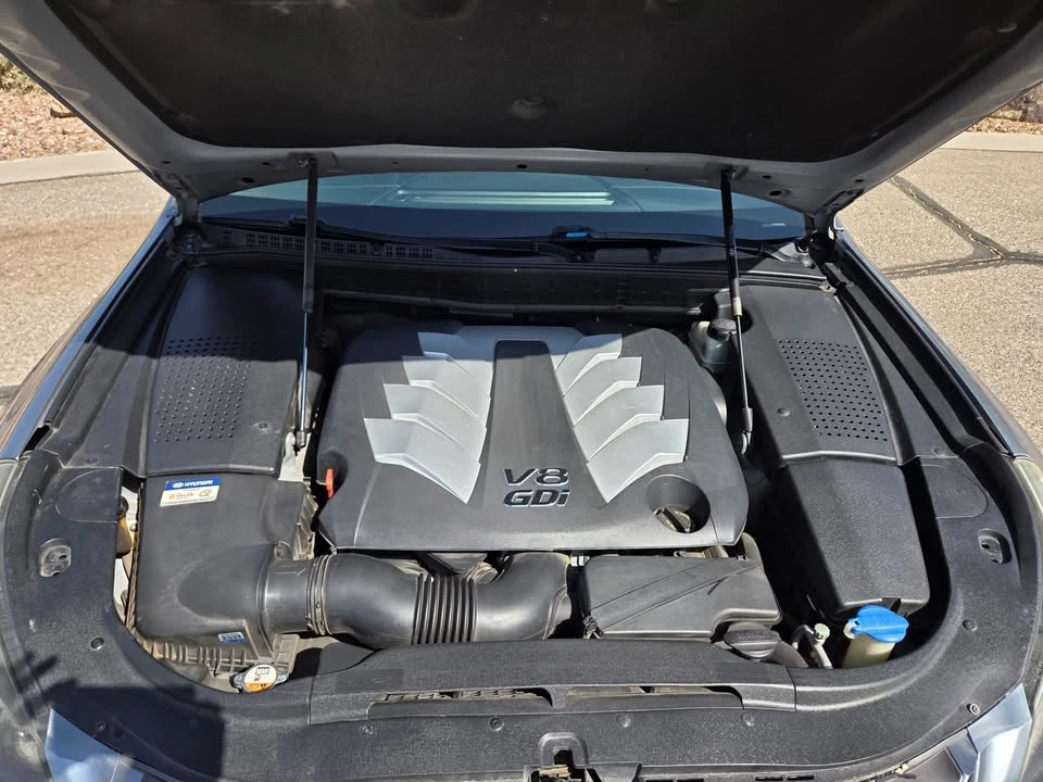 2015 Hyundai Equus - Image 12 of 14