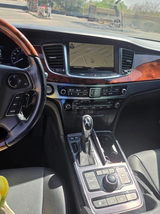 2015 Hyundai Equus - Image 7 of 14
