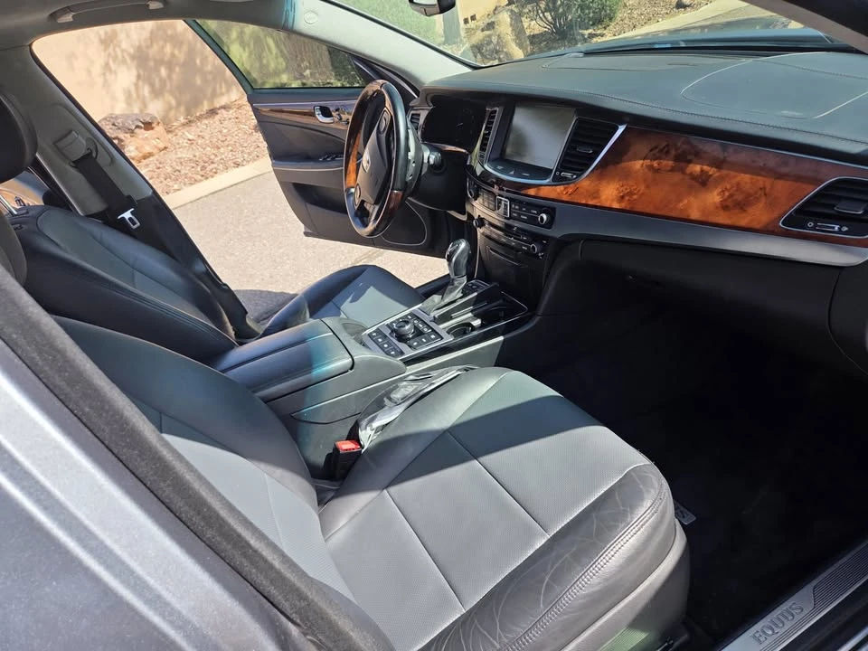 2015 Hyundai Equus - Image 11 of 14
