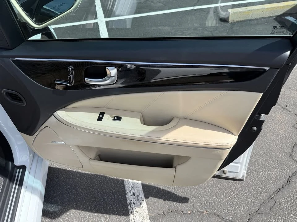 2015 Hyundai Equus - Image 6 of 14