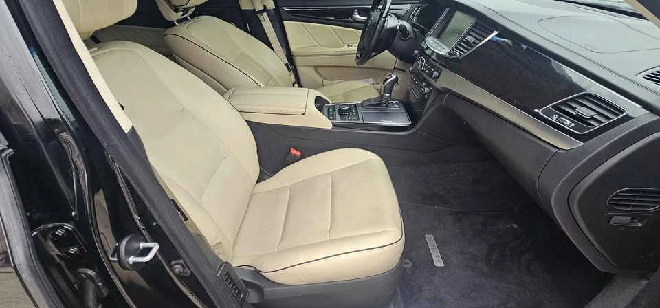 2015 Hyundai Equus - Image 7 of 8