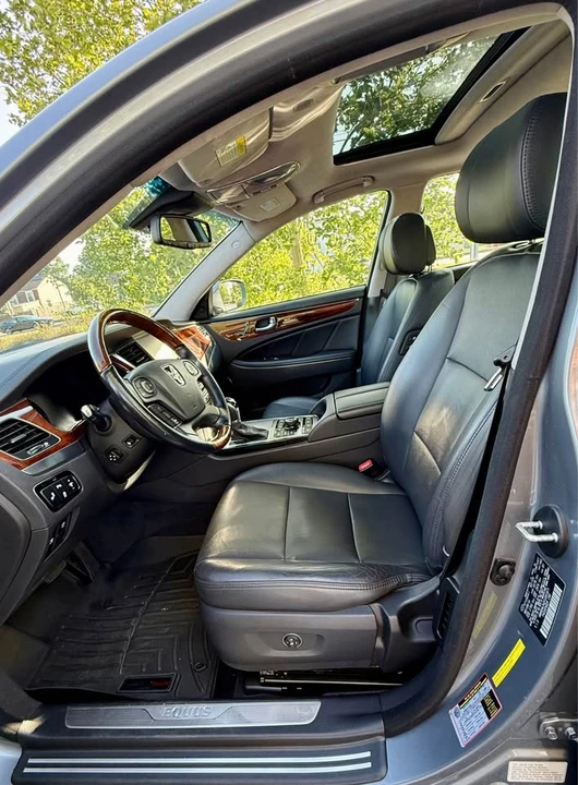 2015 Hyundai Equus - Image 10 of 20
