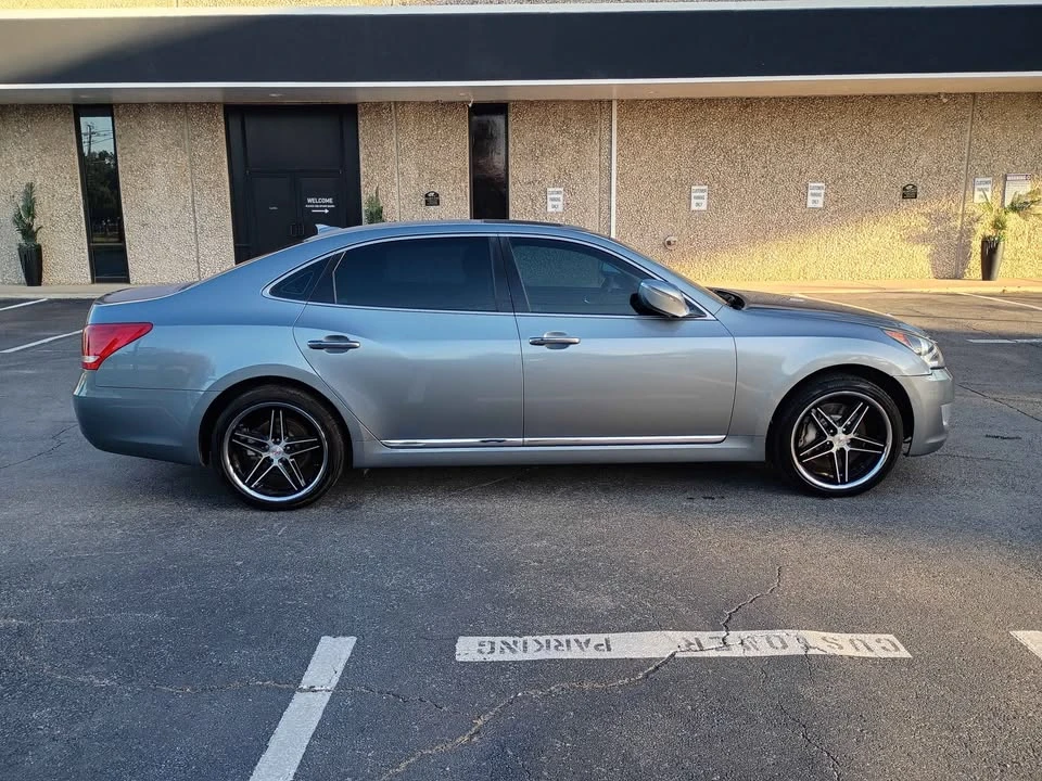 2015 Hyundai Equus - Image 4 of 18
