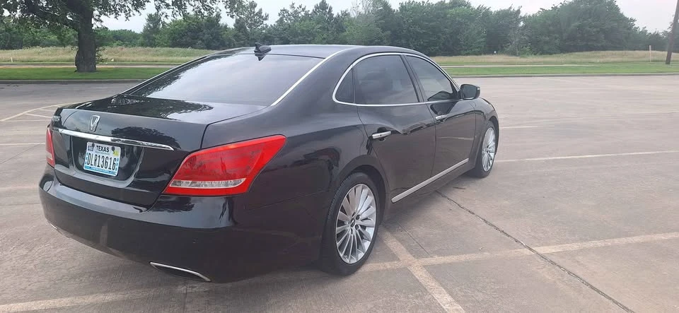 2015 Hyundai Equus - Image 16 of 18