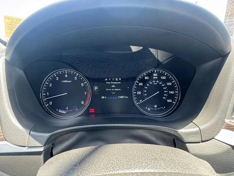 2015 Hyundai Genesis - Image 11 of 15