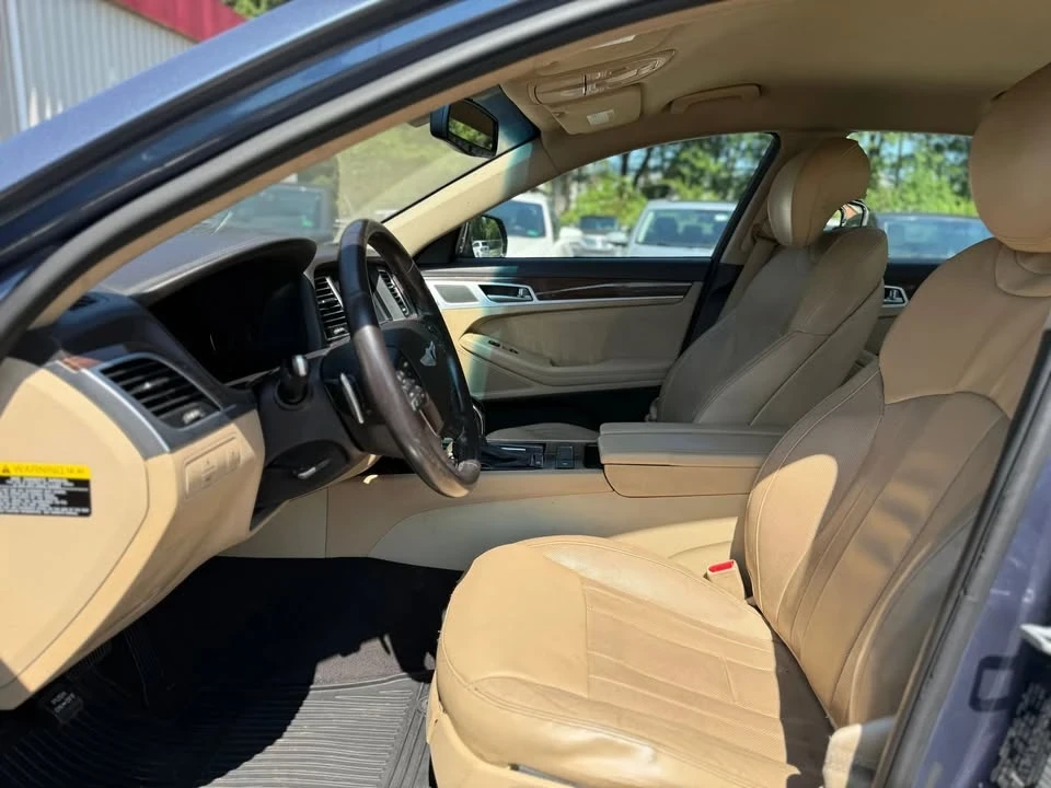 2015 Hyundai Genesis - Image 8 of 20