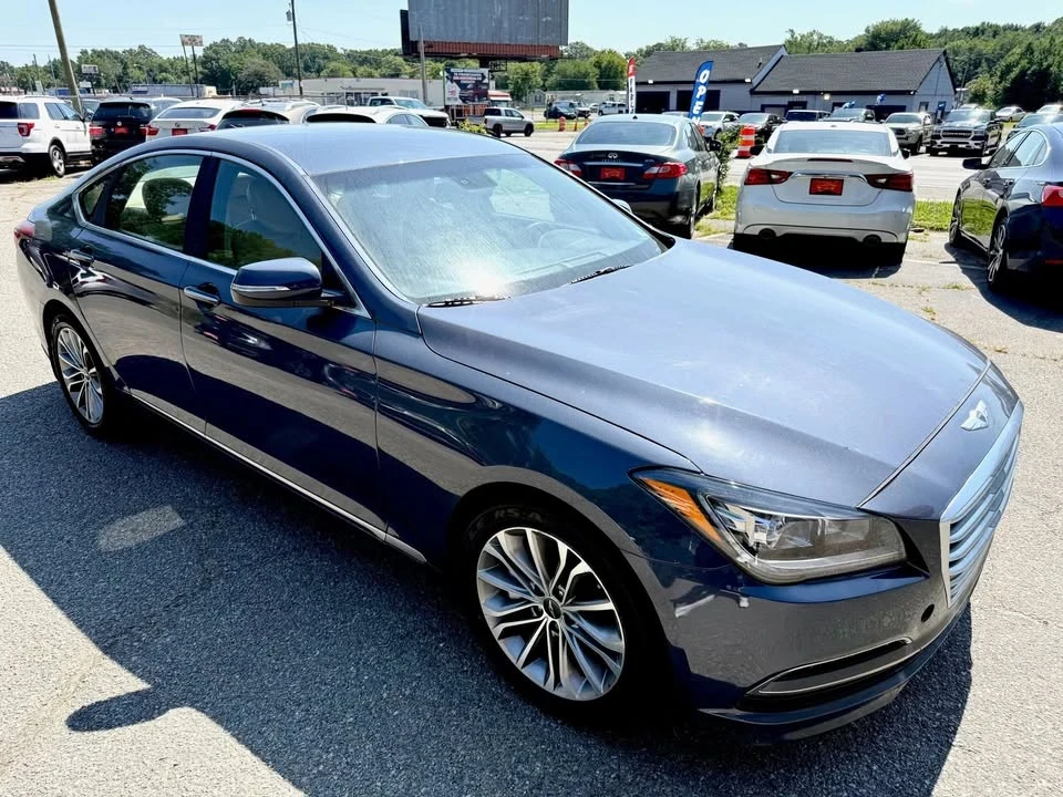 2015 Hyundai Genesis - Image 2 of 20