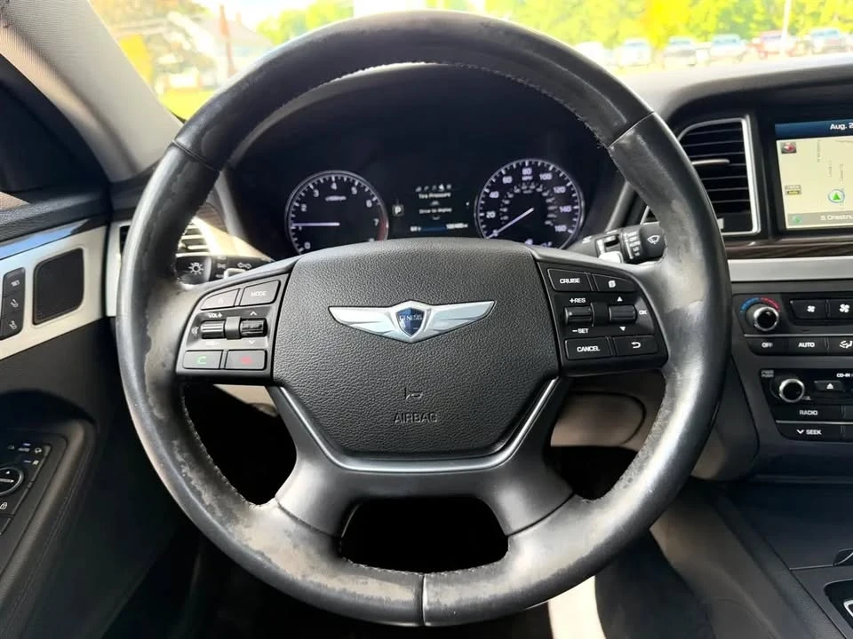 2015 Hyundai Genesis - Image 12 of 20