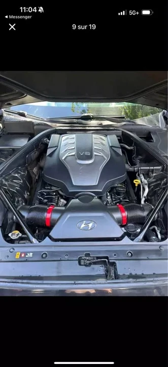 2015 Hyundai Genesis - Image 15 of 17