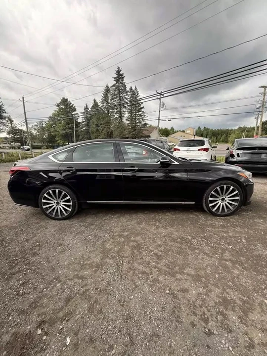 2015 Hyundai Genesis - Image 6 of 17