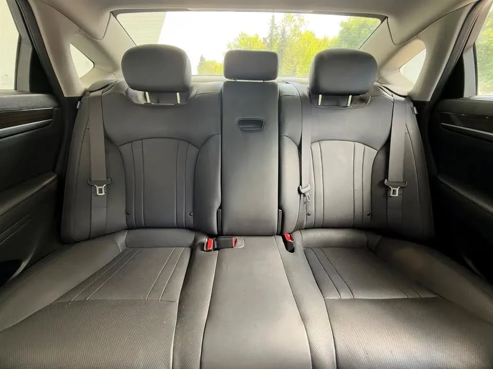 2015 Hyundai Genesis - Image 20 of 20