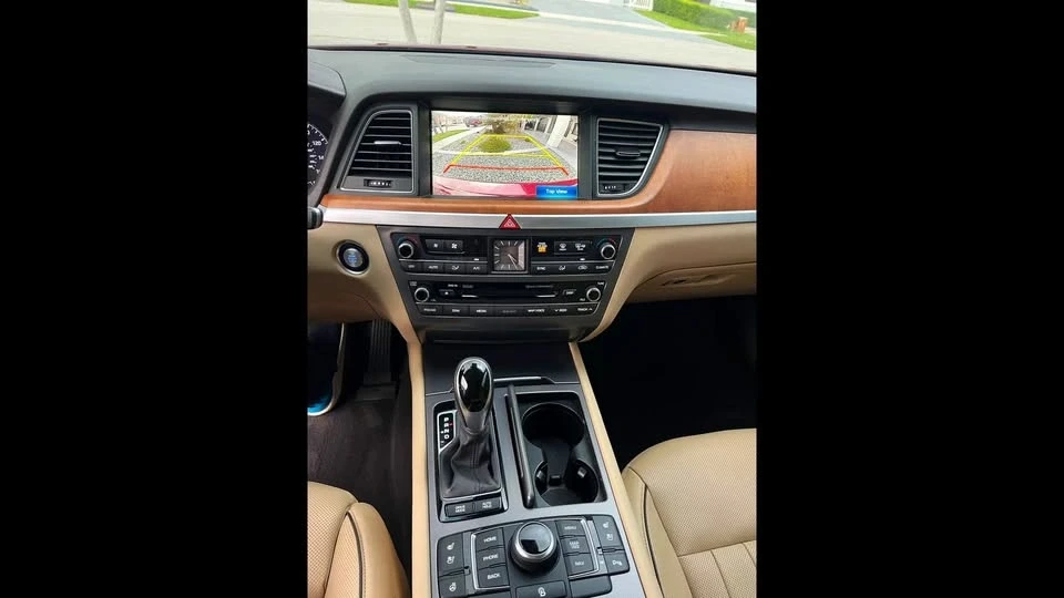 2015 Hyundai Genesis - Image 10 of 10