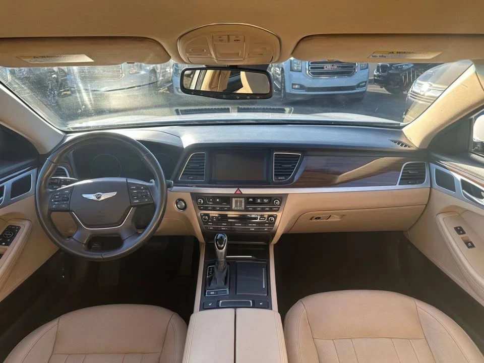 2015 Hyundai Genesis - Image 9 of 16