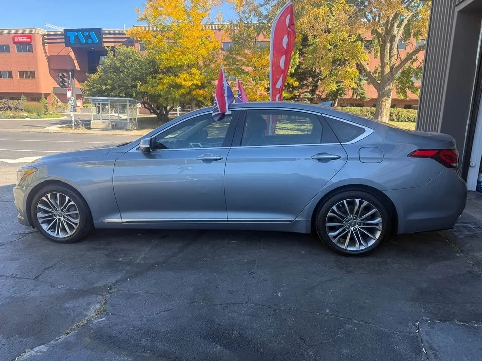 2015 Hyundai Genesis - Image 4 of 16