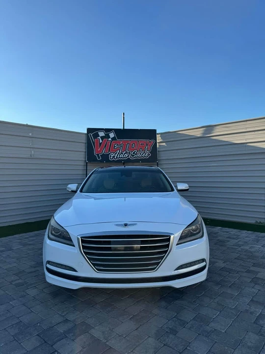 2015 Hyundai Genesis - Image 4 of 16