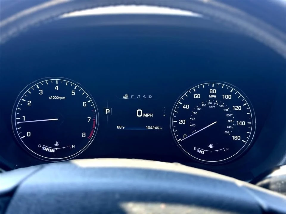 2015 Hyundai Genesis - Image 12 of 20
