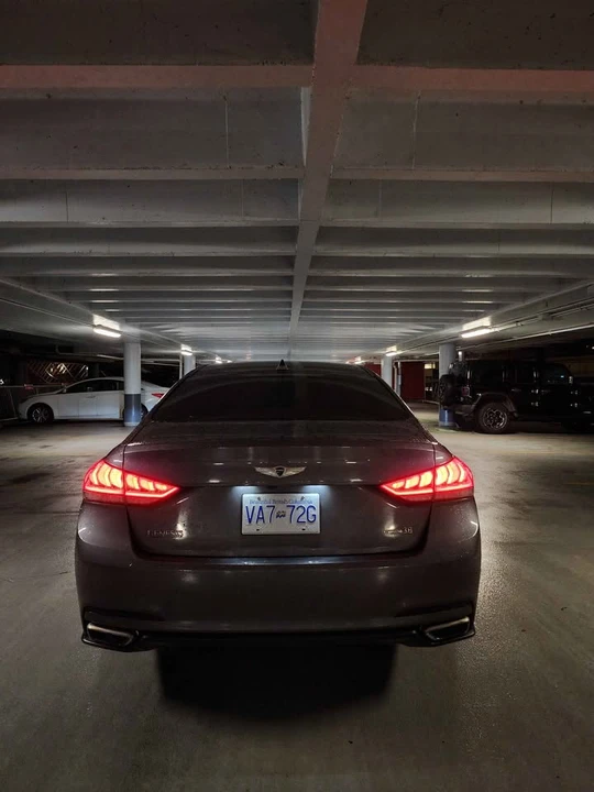2015 Hyundai Genesis - Image 5 of 14