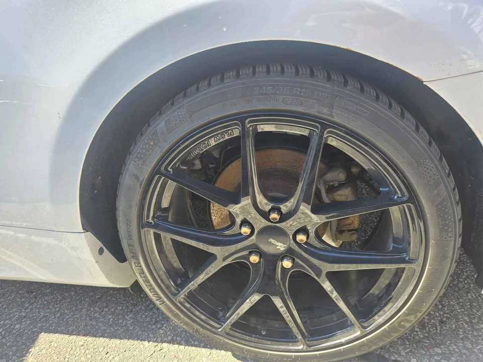 2015 Hyundai Genesis - Image 8 of 10