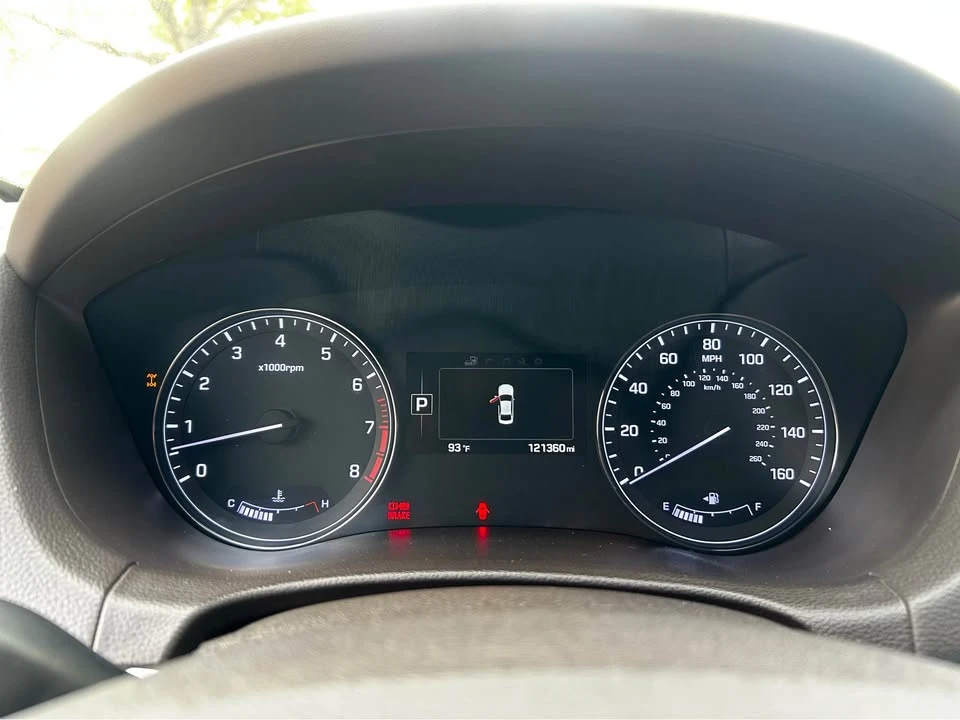 2015 Hyundai Genesis - Image 12 of 13