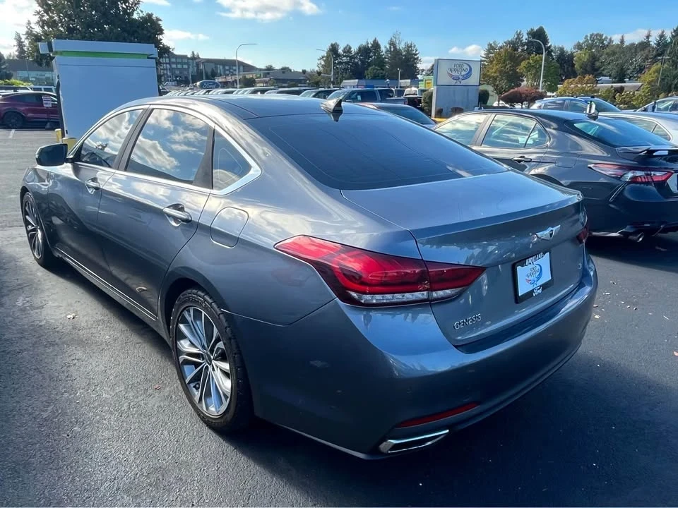 2015 Hyundai Genesis - Image 3 of 10