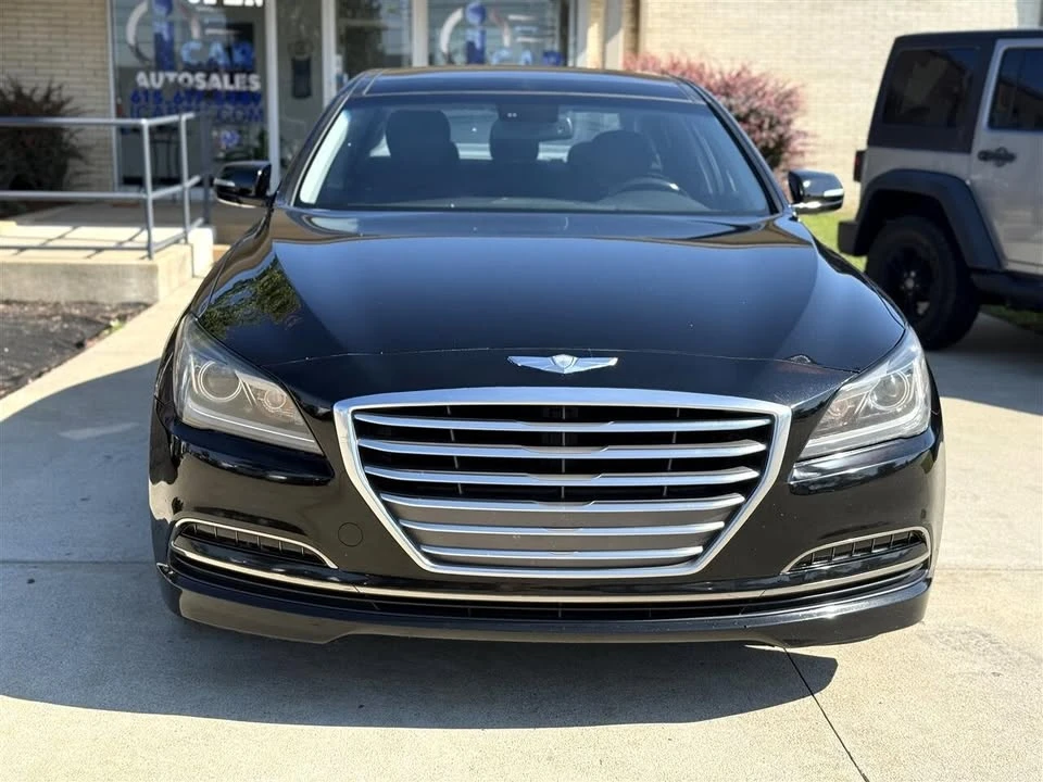 2015 Hyundai Genesis - Image 2 of 20