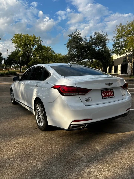 2015 Hyundai Genesis - Image 6 of 13