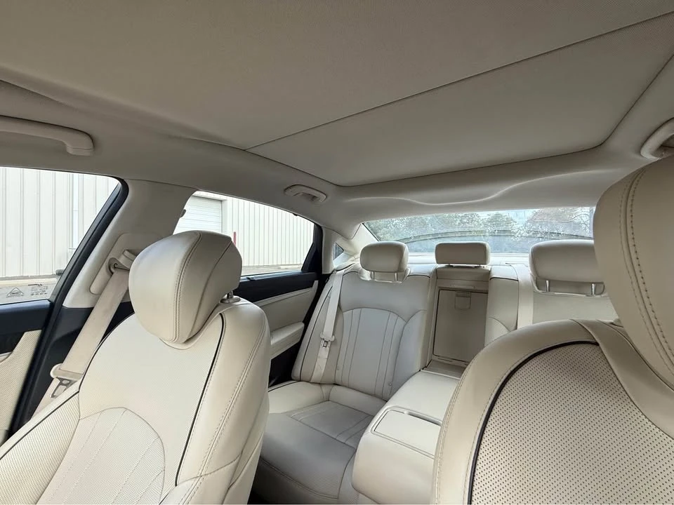 2015 Hyundai Genesis - Image 19 of 19